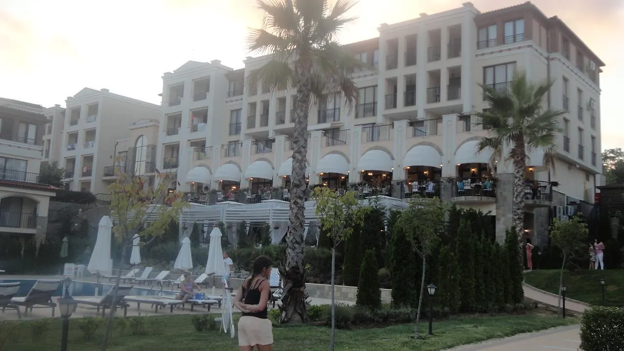 Apartment In Green Beach Resort Kavatsi Sozopol 0*,